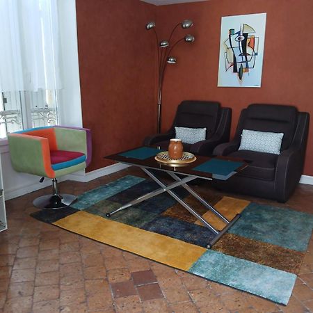 Sanyo Apartment Briare Exterior photo